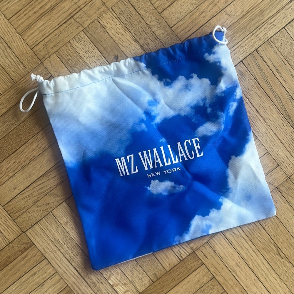 Cloud Dust Bag